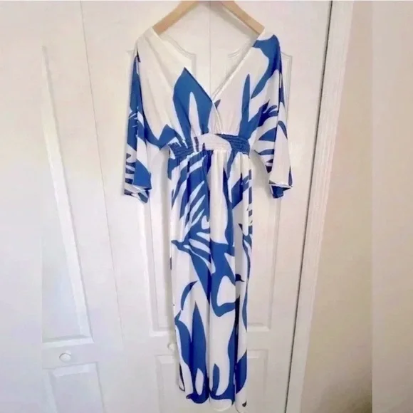 Kimono Sleeve Side Slit Printed Dress - Picture 3 of 3